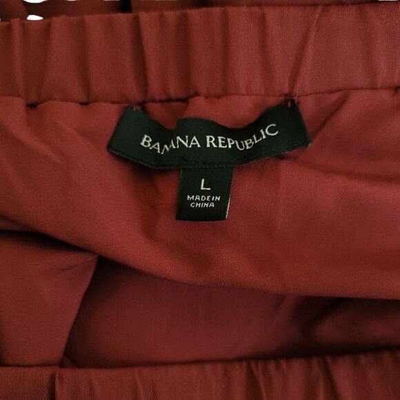 Banana Republic Burgundy Skirt L - Picture 3 of 5
